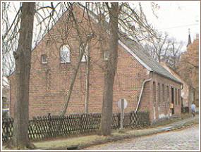 Kirchschule - erstes massives 
Schulgebude, erbaut 1835/36